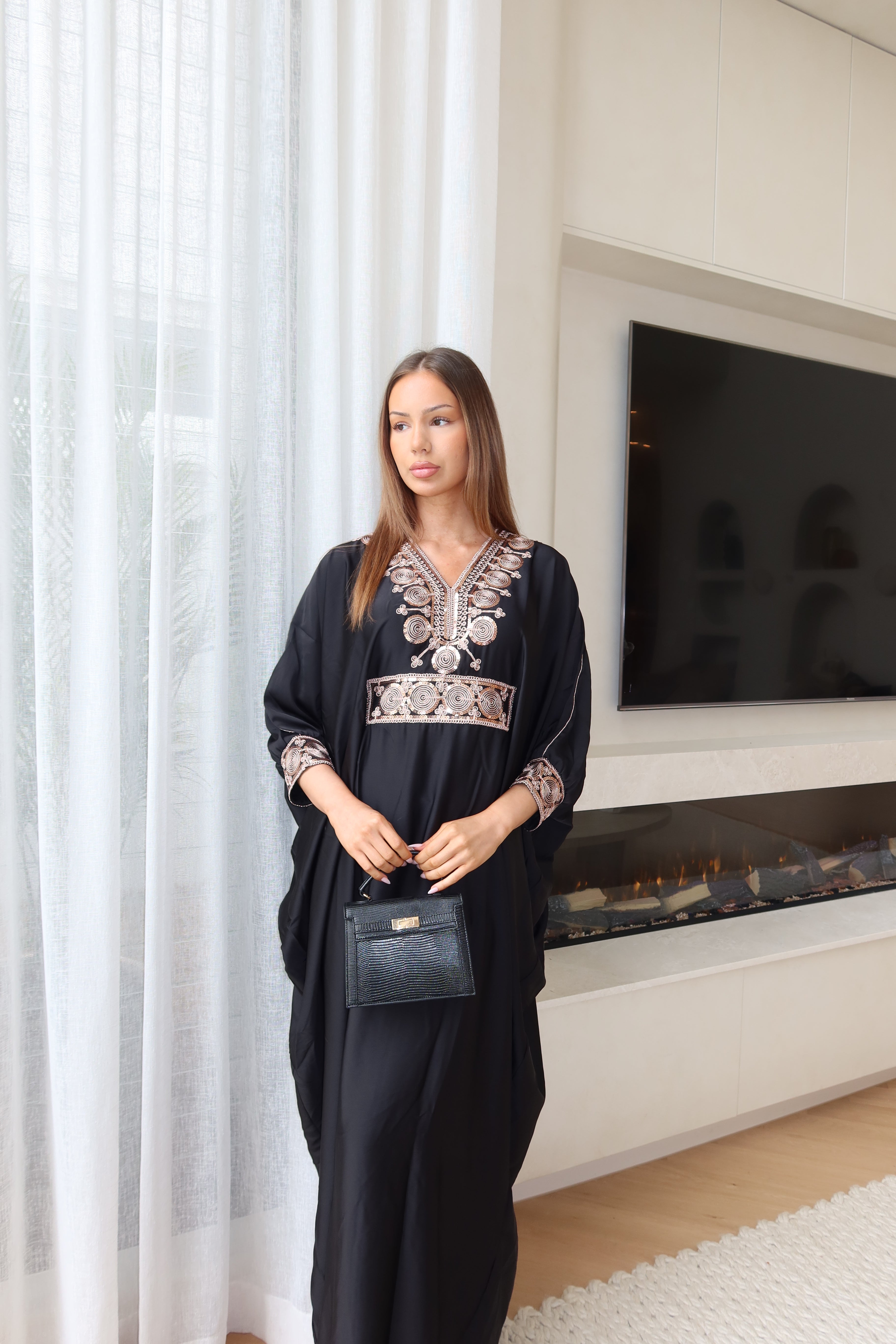 Raya kaftan