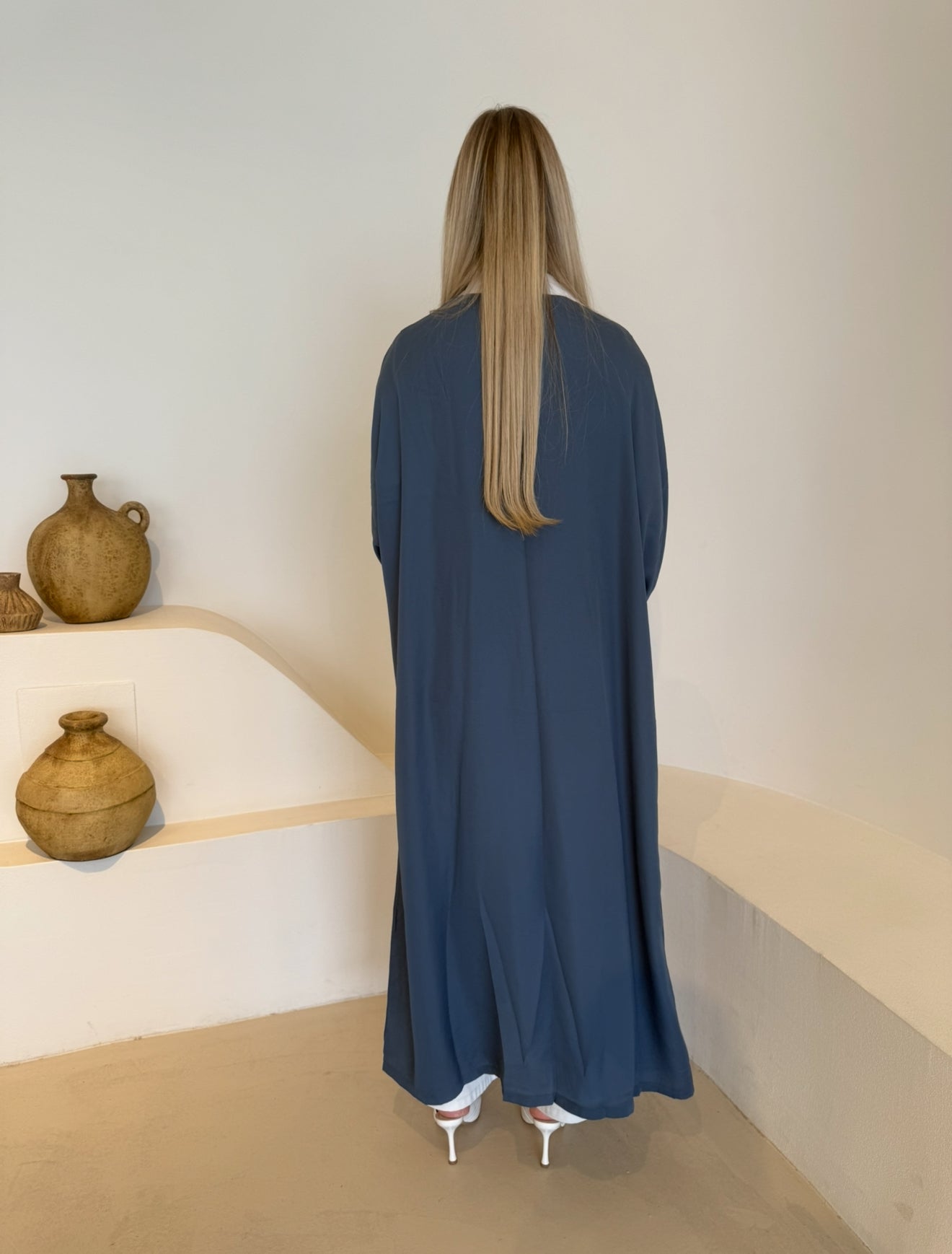 Elegance Contrast Open Abaya