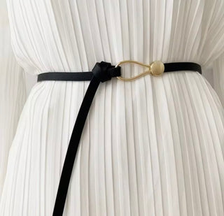 Minimal Chic Loop Belt